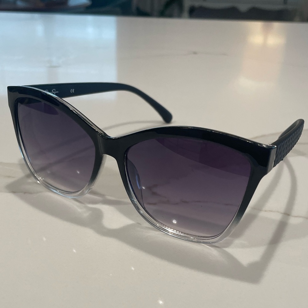 Jessica Simpson Quilted Frame Rectangular Sunglasses